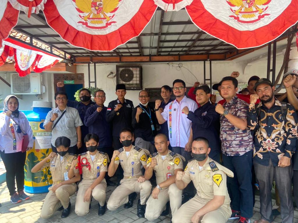 Pusat Penelitian dan Pengabdian Masyarakat dan SDGs Center Poltekpel Banten melaksanakan Penyuluhan Pengelolaan Sampah Berkelanjutan Dalam Rangka Pengabdian Kepada Masyarakat Binaan Desa Sukadiri, Kab. Tangerang.